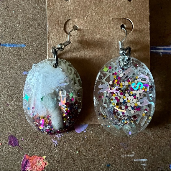 Four-twenty friendly sky high in the moon earrings - Picture 3 of 4